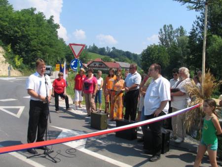 Odprtje prvega rondoja v občini 2